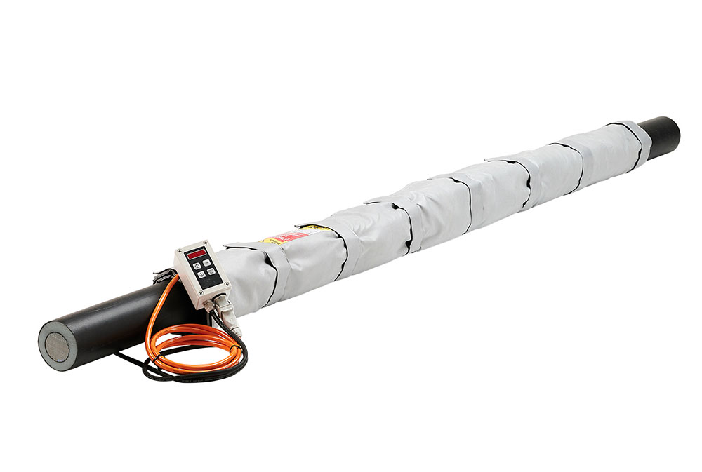 Heizmantel, befestigt an einem großen HV-Kabelkern